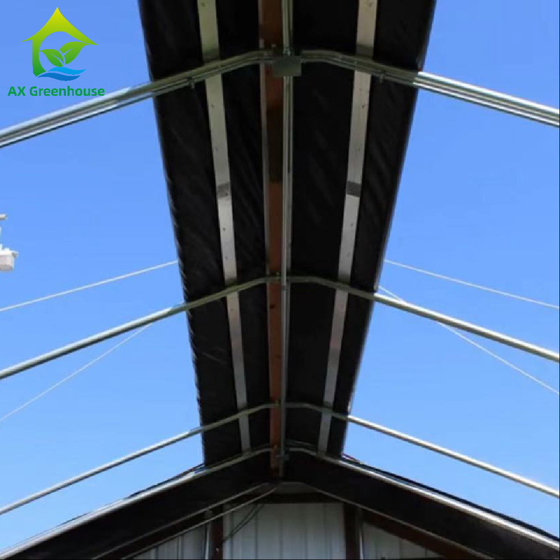 OEM External Light Deprivation Greenhouse 32m-50m Length Blackout System Greenhouse for growing Mariguana